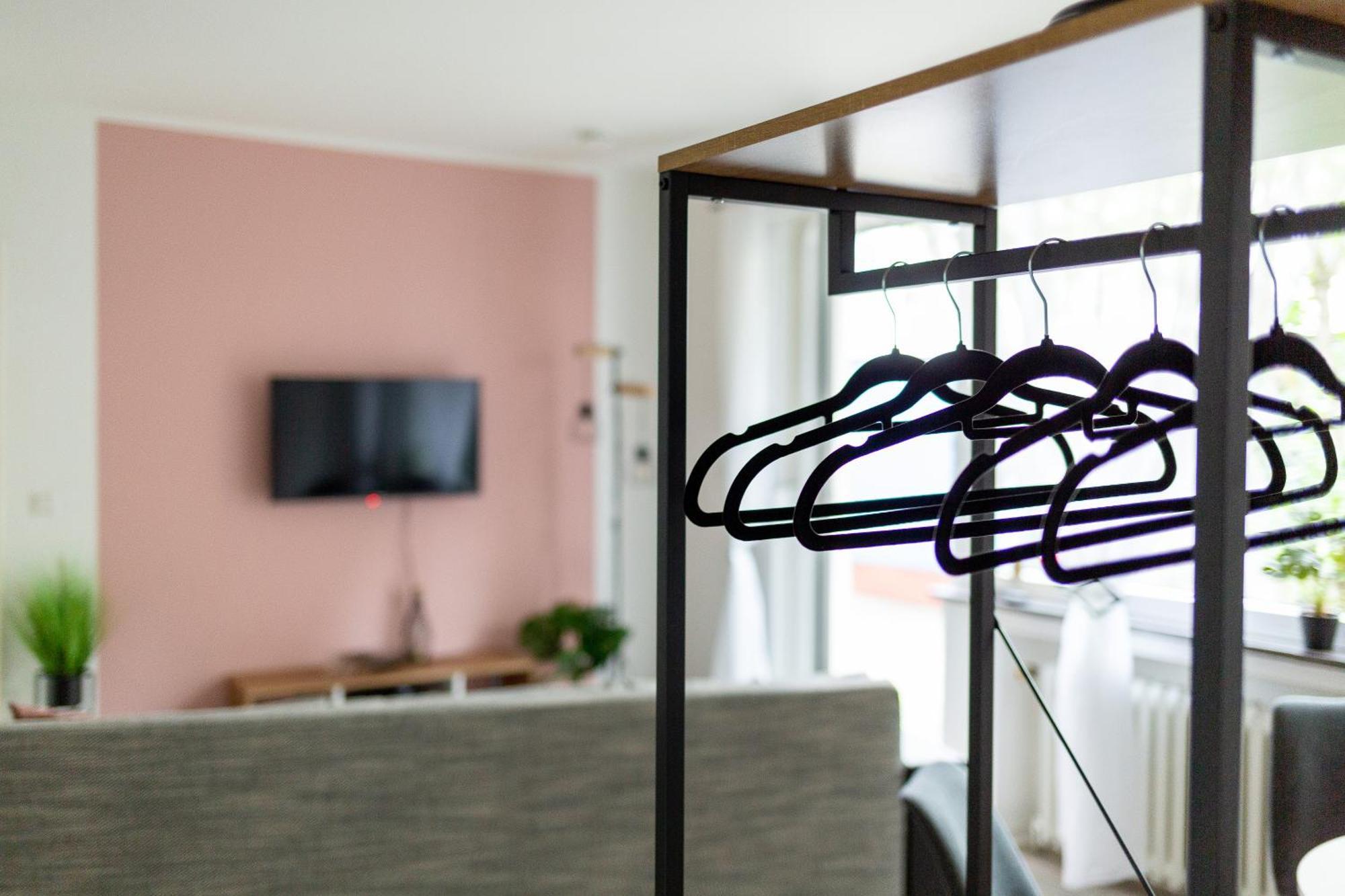 Best Stay Moderne Stadtwohnungen In Huenfeld - Kueche, Schlafsofa, Terrasse Oder Balkon Wlan Smart Tv Bagian luar foto